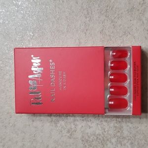 Red Aspen Nail Dashes.  Tulips For Tatum